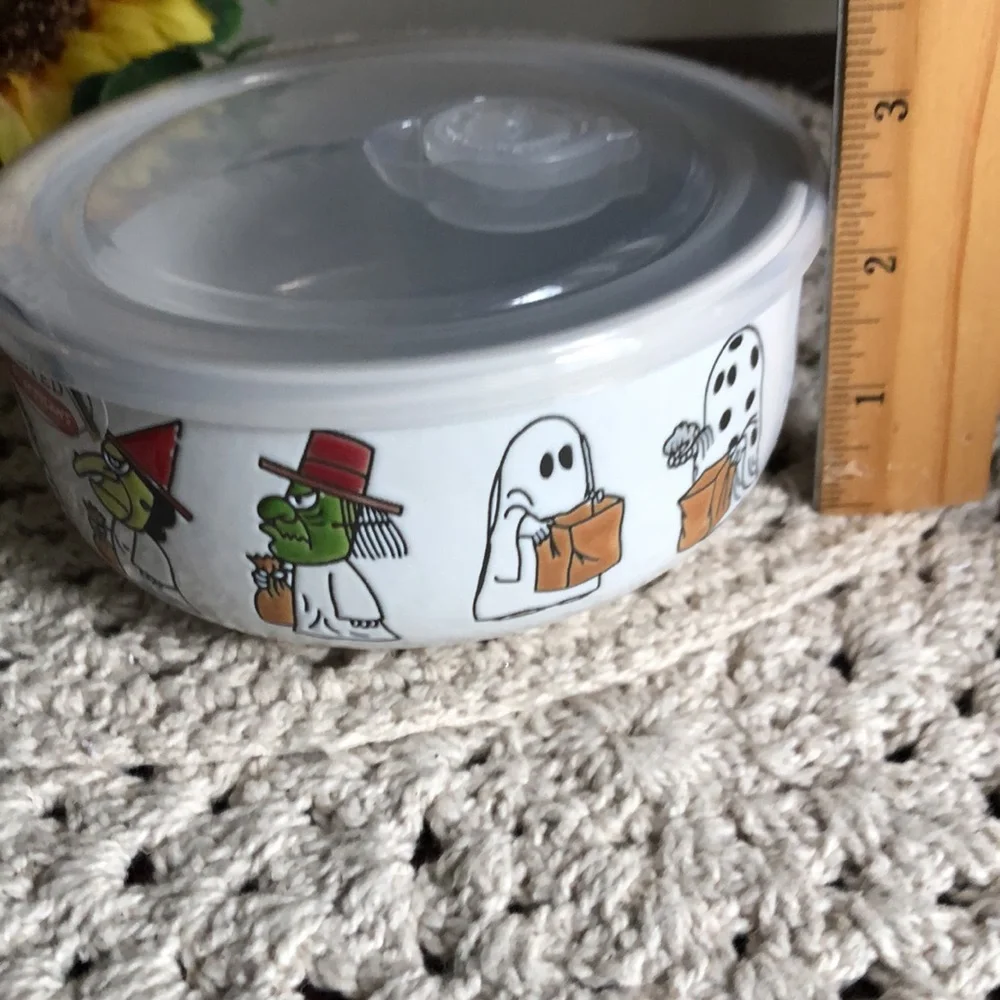 Peanuts brand new